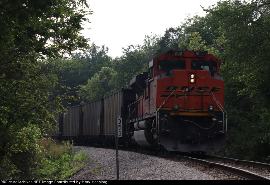 BNSF 9138